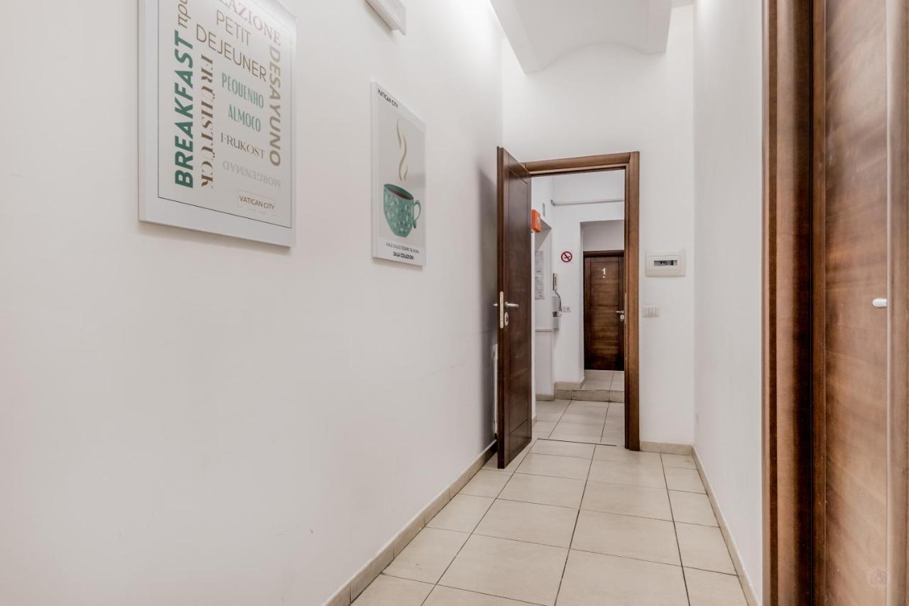 Vatican City Guest House Rome Bagian luar foto